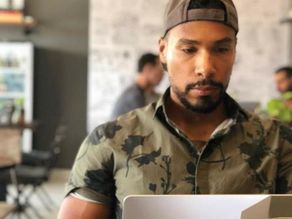 Mentorship and Skill Advantage 